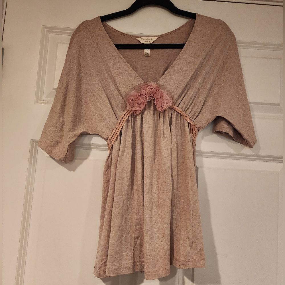 Stretchy tan and pink tie back maternity blouse L
